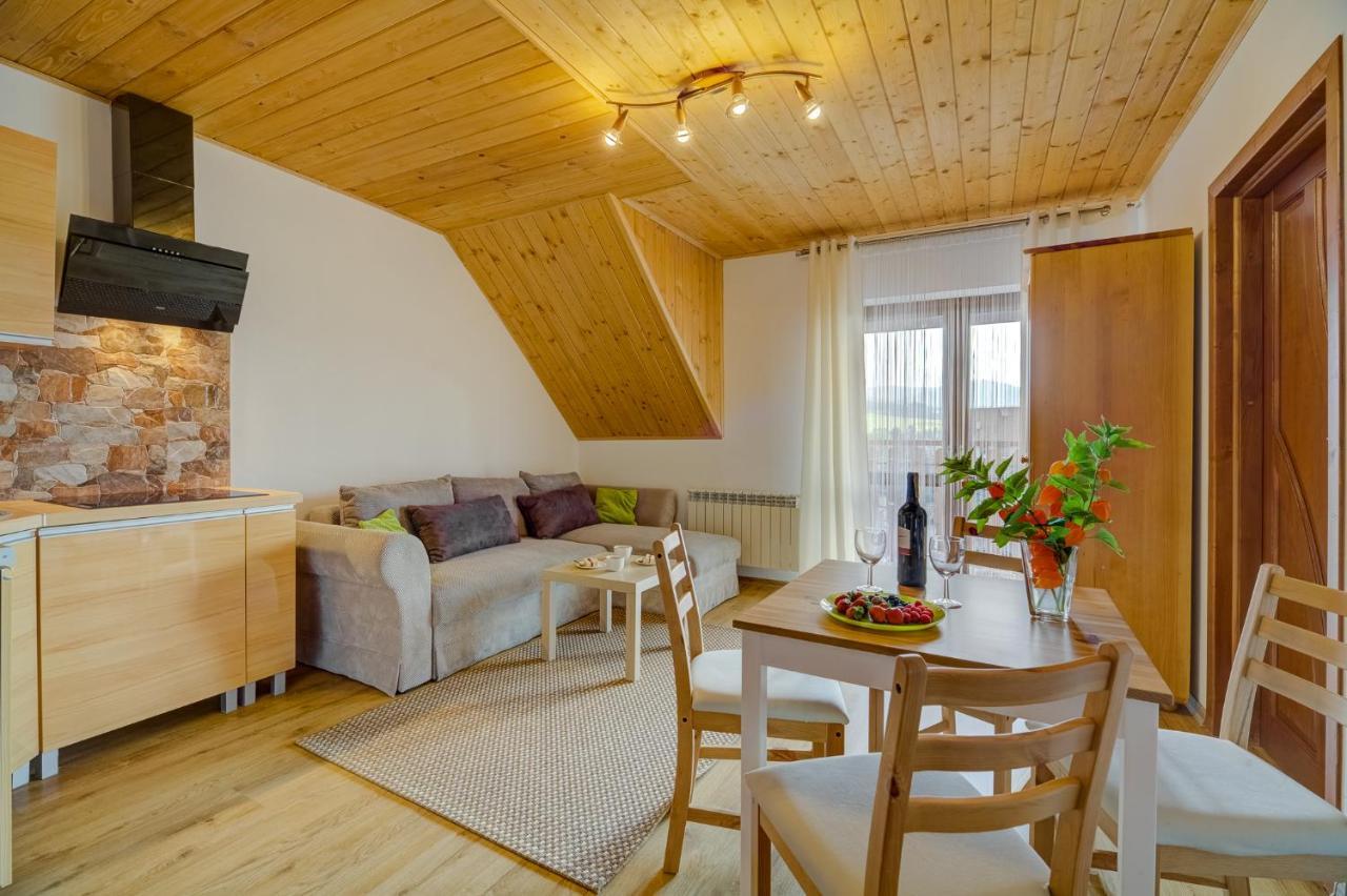 Apartamenty Szwarcowa ティリチ エクステリア 写真