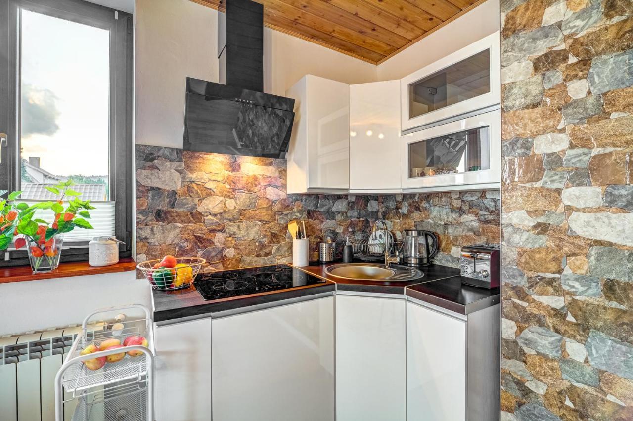 Apartamenty Szwarcowa ティリチ エクステリア 写真